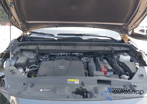 2022 Toyota Highlander Xle from USA, damaged, VIN 5TDGZRBH6NS573548